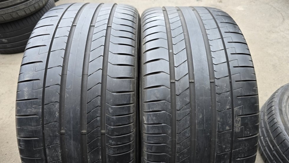 Letní pneu 275/40/19 Pirelli