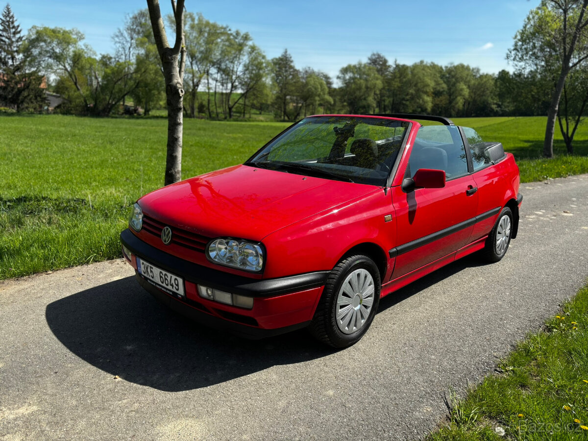 Volkswagen Golf 3 1.8i 55kW, PinkFloyd, Cabrio, Nová STK