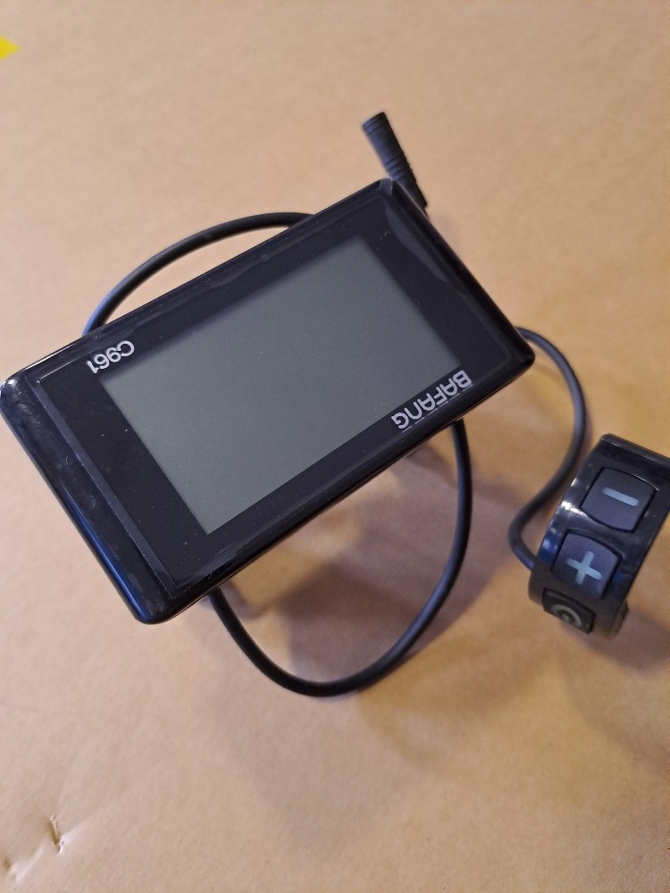 Nový display a ovladač Bafang C961 - display elektrokola