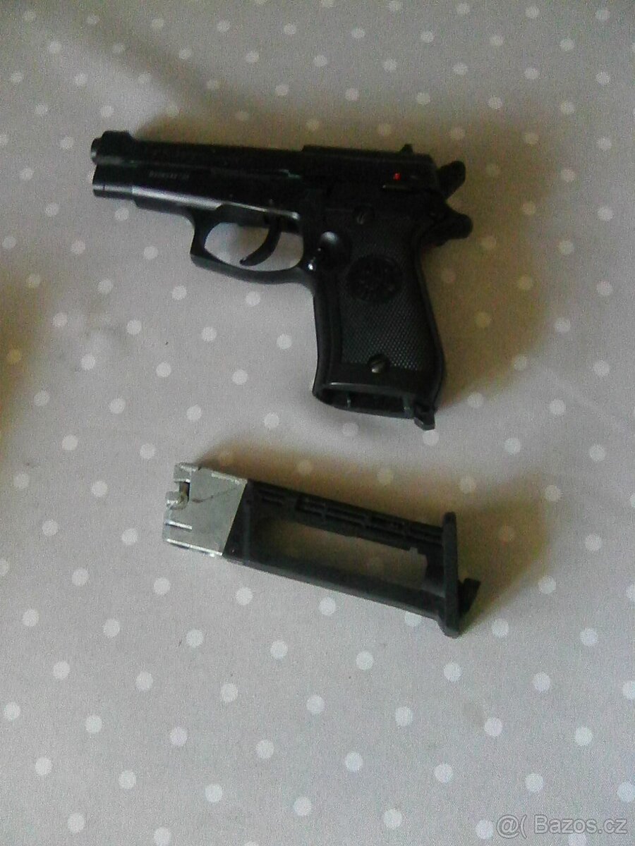 UMAREX BERETTA M84 FS 4,5MM