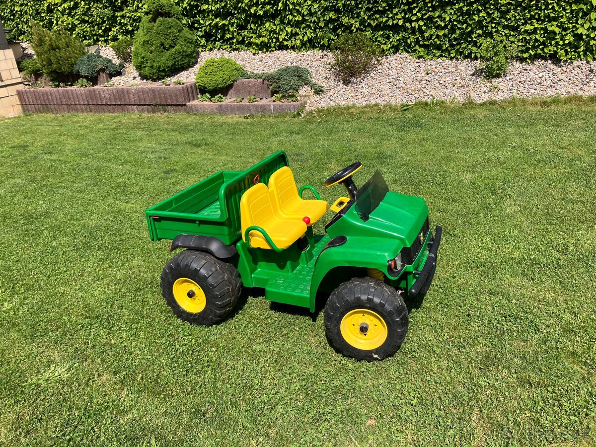 John Deere Gator HPX elektrické vozítko