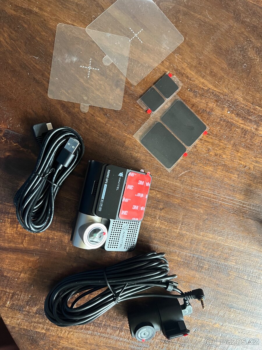 Autokamera Navitel RS990 GPS