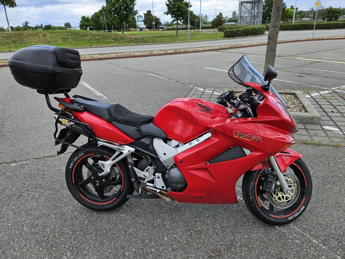 Honda VFR 800 VTEC