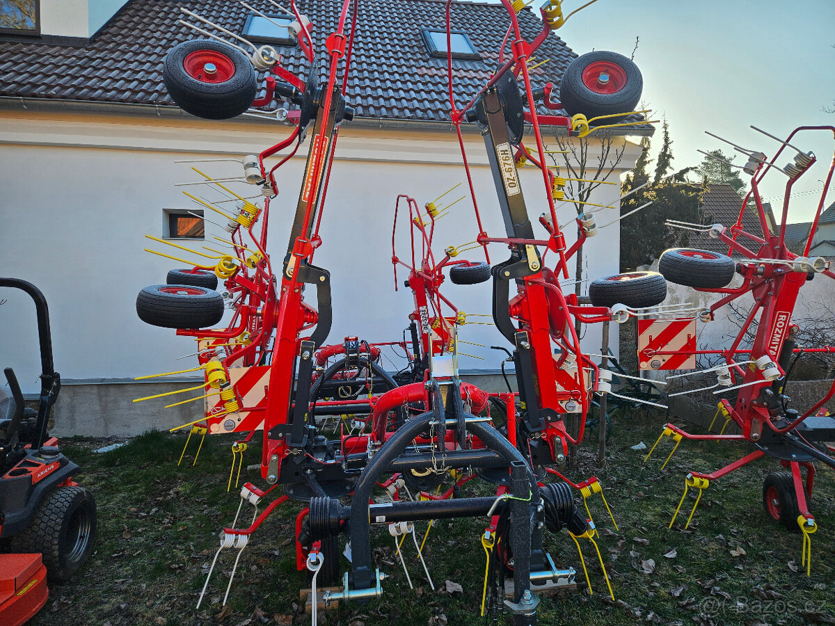 Šestirotorový obraceč píce Rožmitál OZ 676H