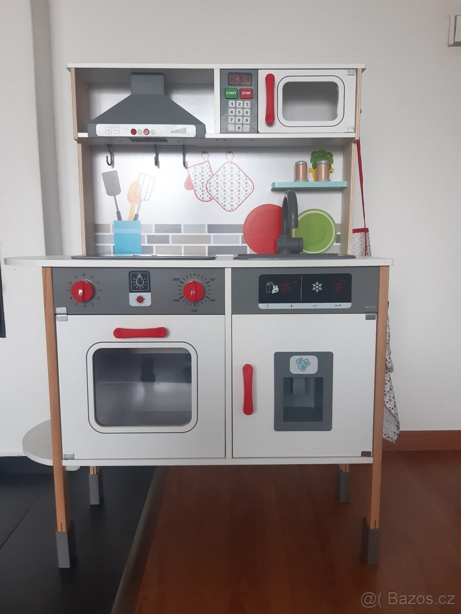 Dětská kuchyňka Lidl včetně příslušenství