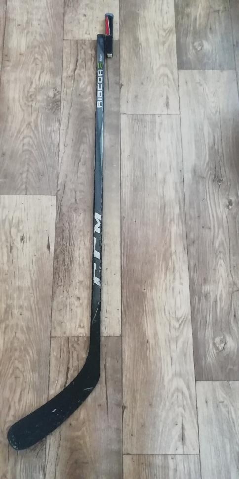 Hokejka pravá flex 40