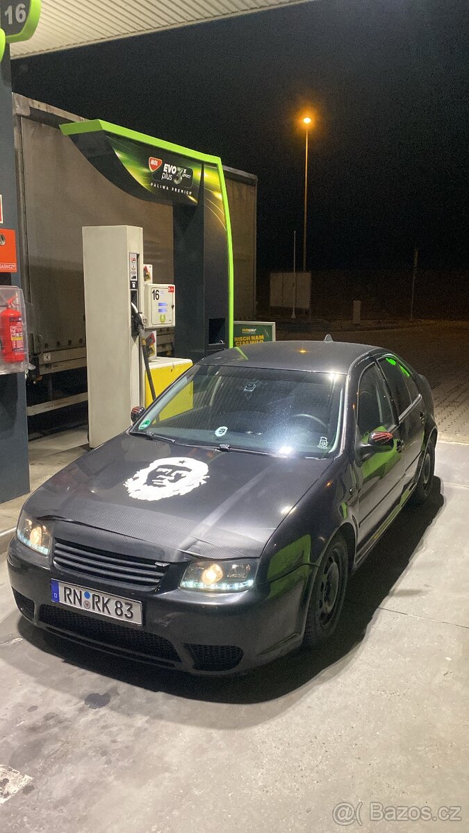 Vw Bora 1.6 74kw Na ND možná sleva