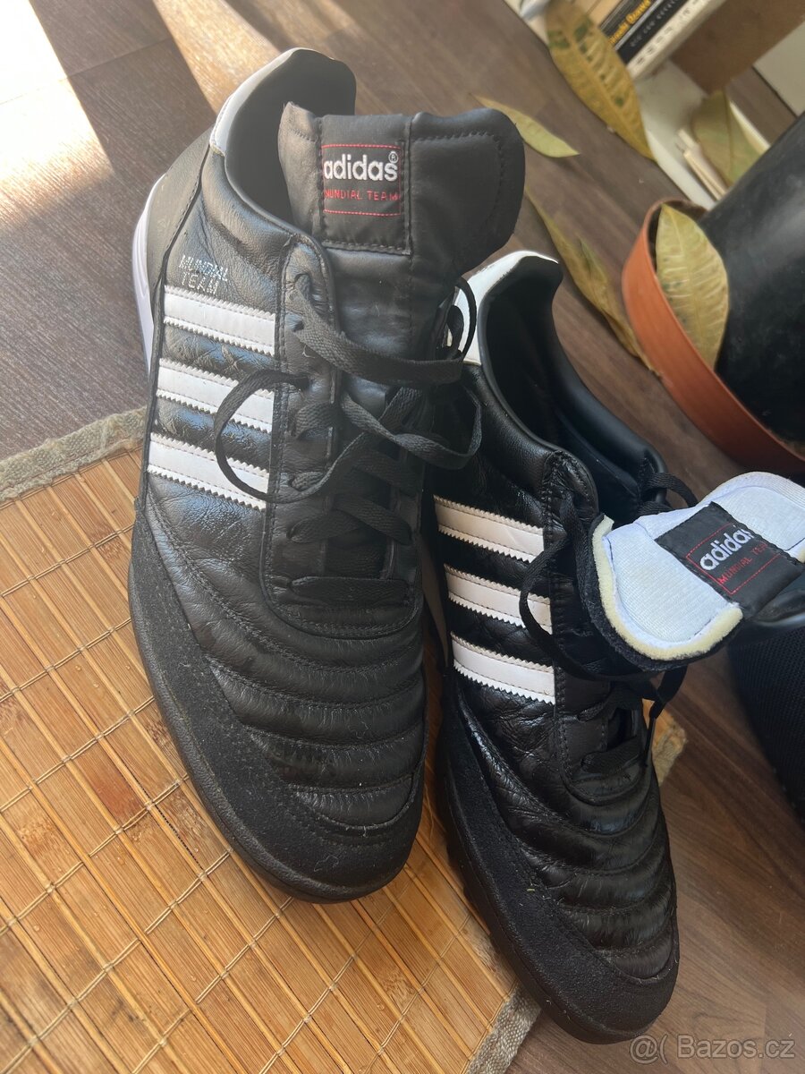 Turfy Adidas MUNDIAL vel. 48 2/3 - koupené 17.3.2025