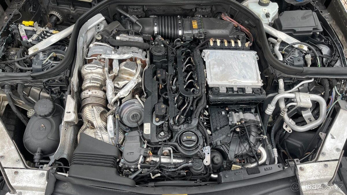 Mercedes-Benz 400d - motor 2,9 R6 CDi D656.929