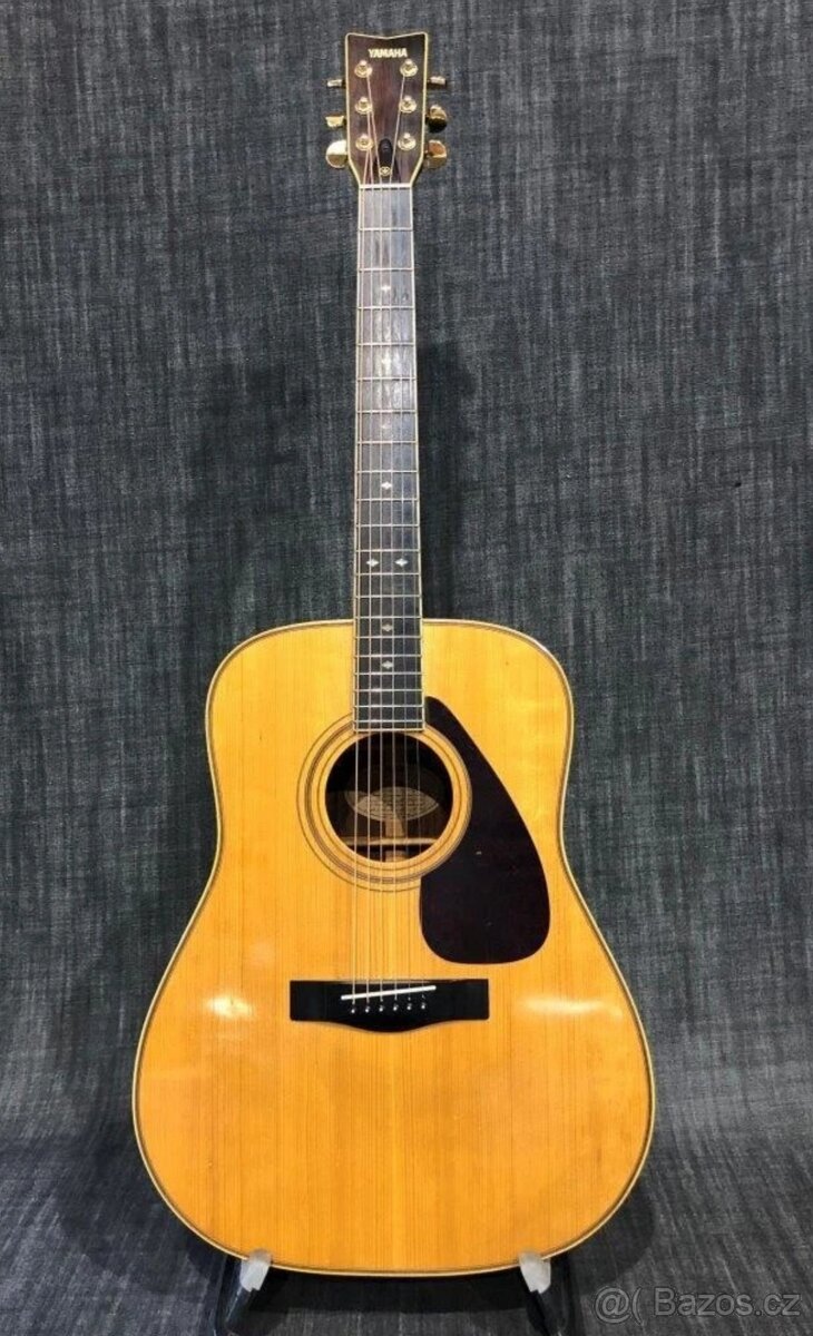 WESTERNOVÁ KYTARA YAMAHA L-6 1976