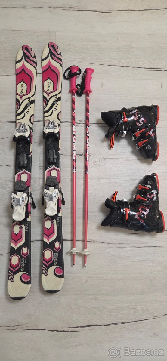 Dětské lyže K2 Tnine 110cm, hůlky, boty Rossignol