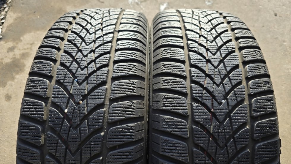 Zimní pneu 205/55/16 Dunlop