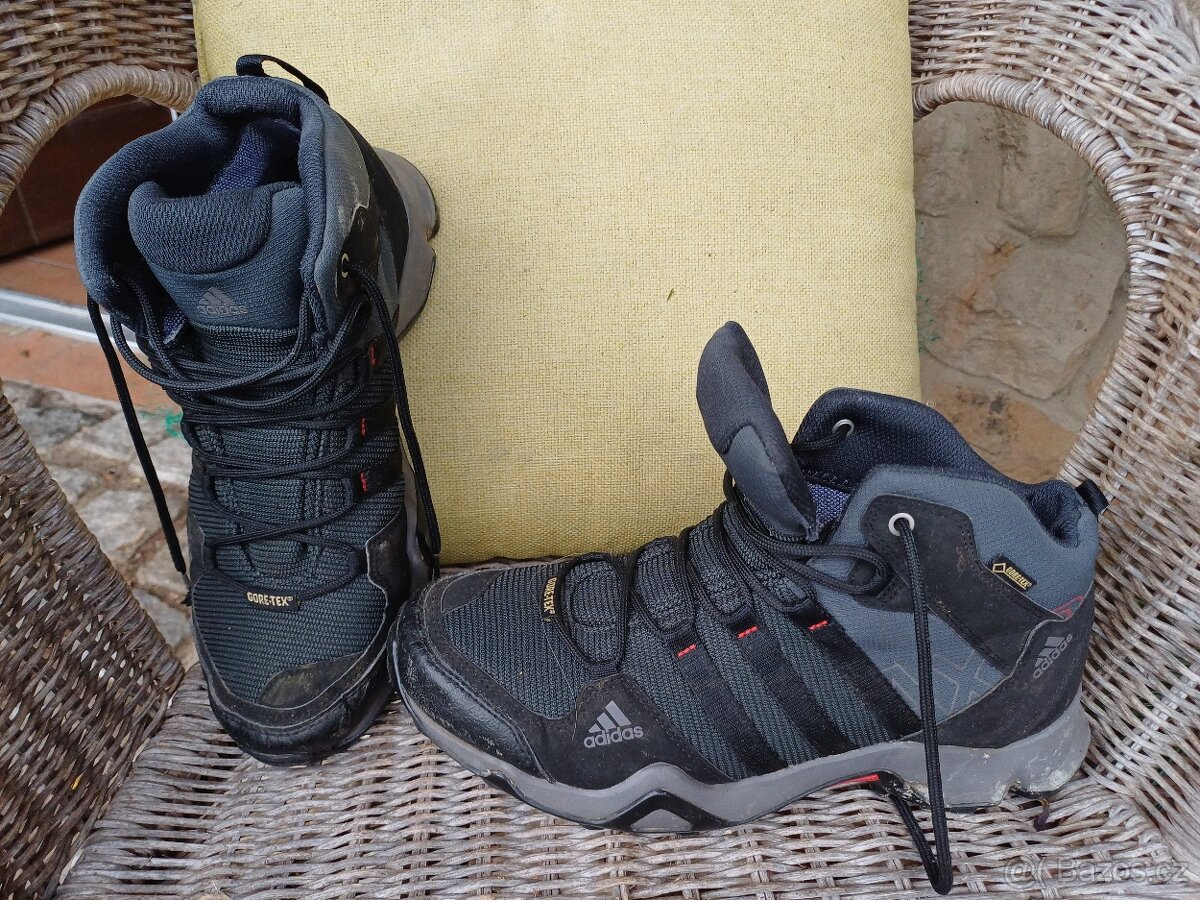 Prodám trekové kotníčkové boty Adidas Terrex