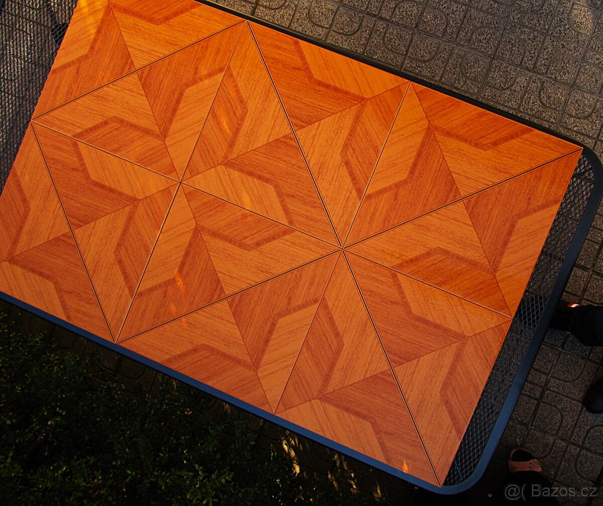 dlažba 42.5x42.5 6 ks 1,086 m2 (č.1280)