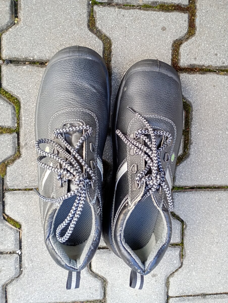 Pracovní obuv vel.43