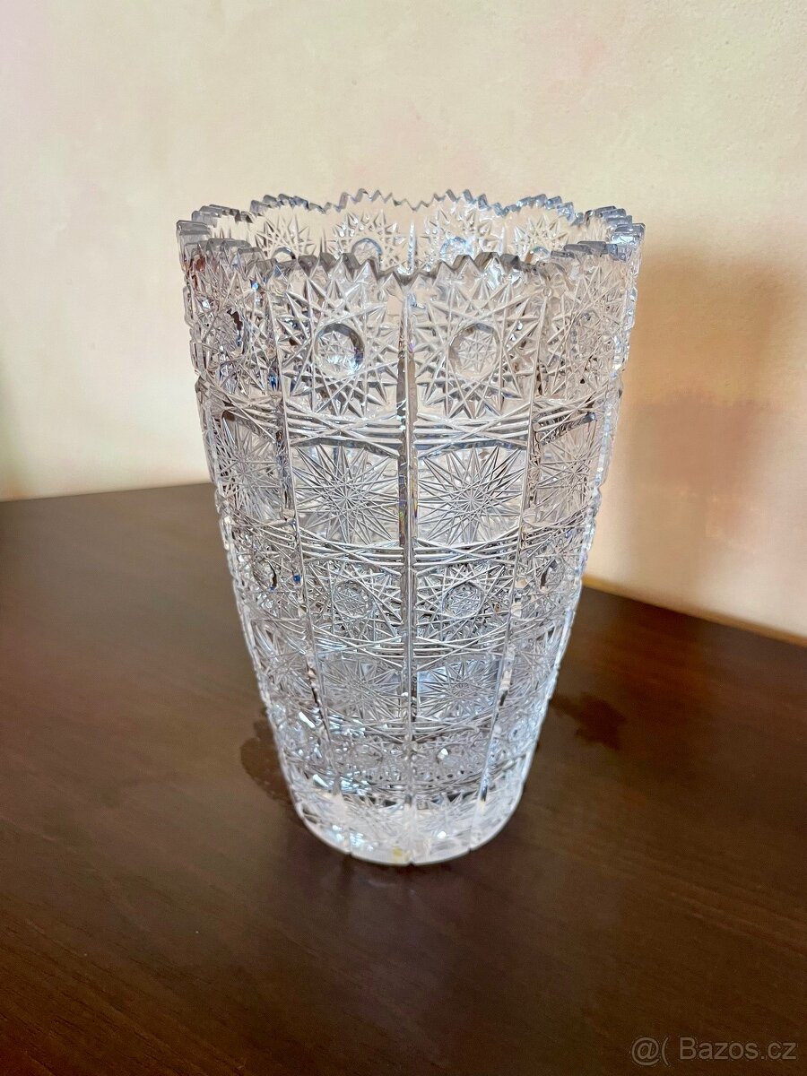 Broušená váza Bohemia Crystal