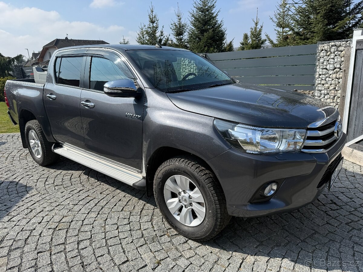 TOYOTA HILUX 2.4 - 2017