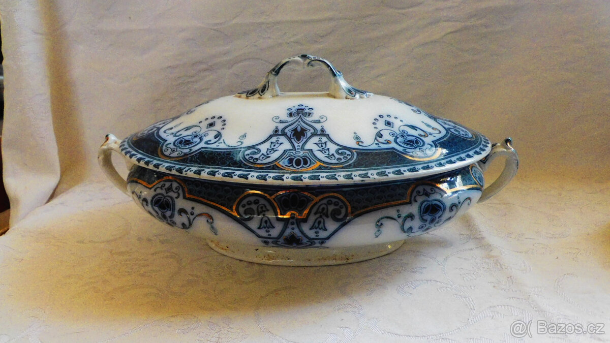 Starožitná porcelánová terina