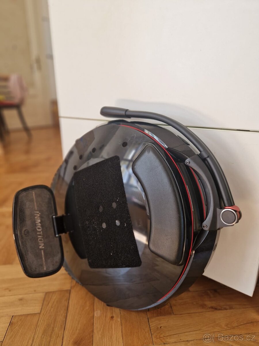 Inmotion jednokolka v 10f