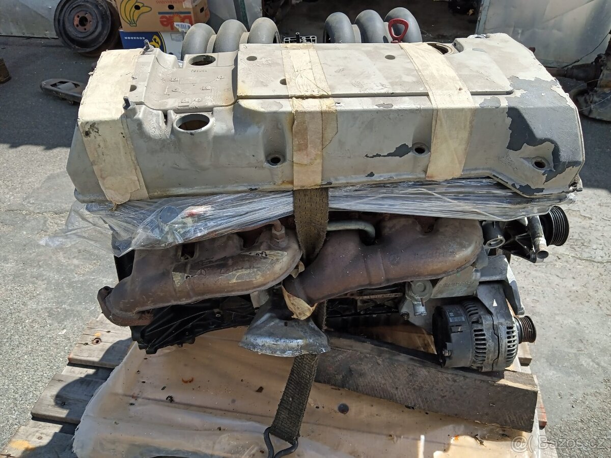 Mercedes Benz E320 W124 MOTOR 104992