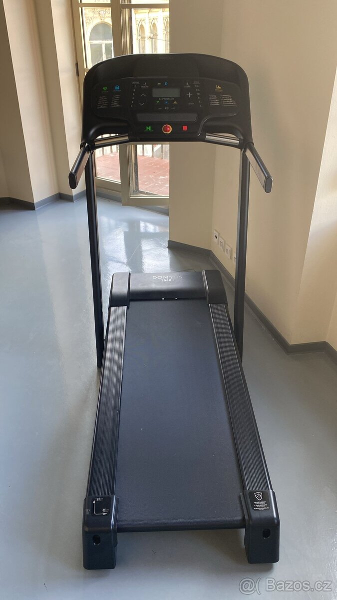 Běžecký pás Domyos T540C - lehce opotřebený