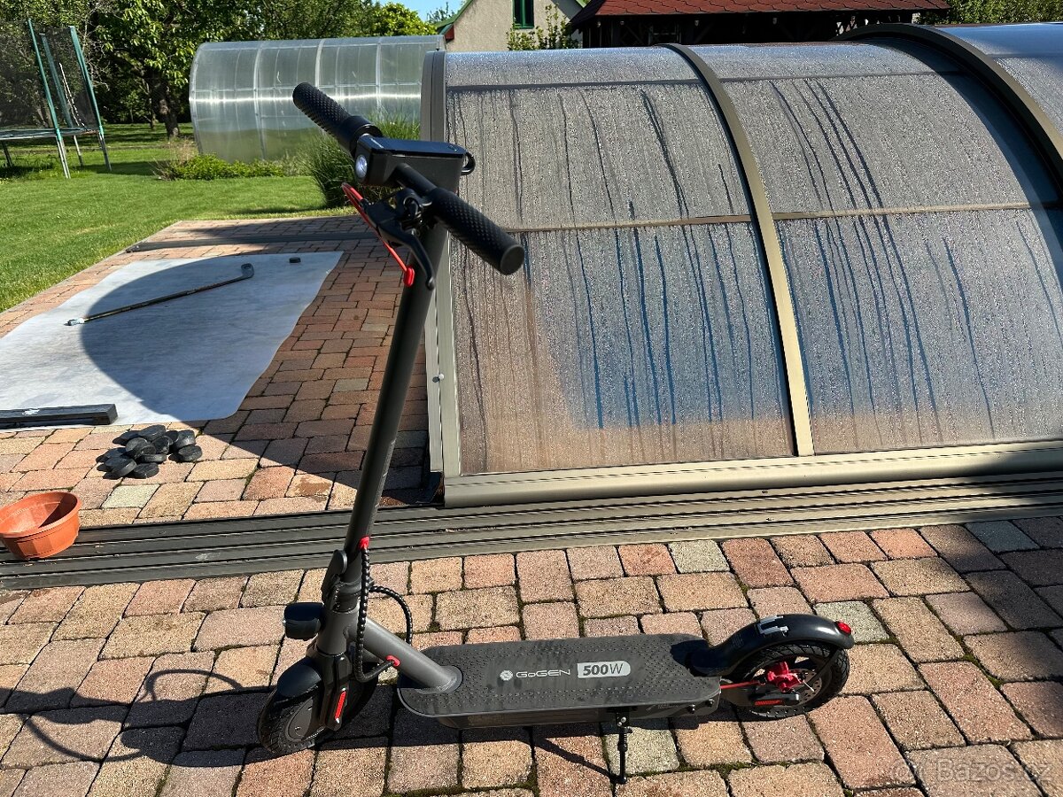 Elektrická koloběžka GoGEN VOYAGER 500W S 801B, černá, APP