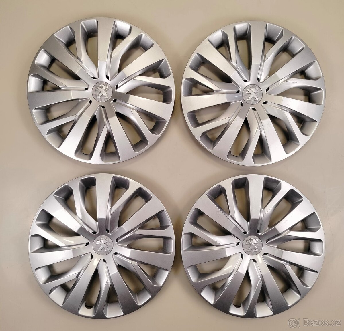 Poklice Peugeot 16" 4ks