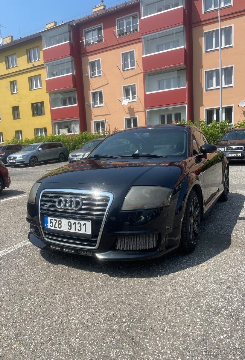 Audi TT 1.8, 132kw, na opravu/náhradní díly
