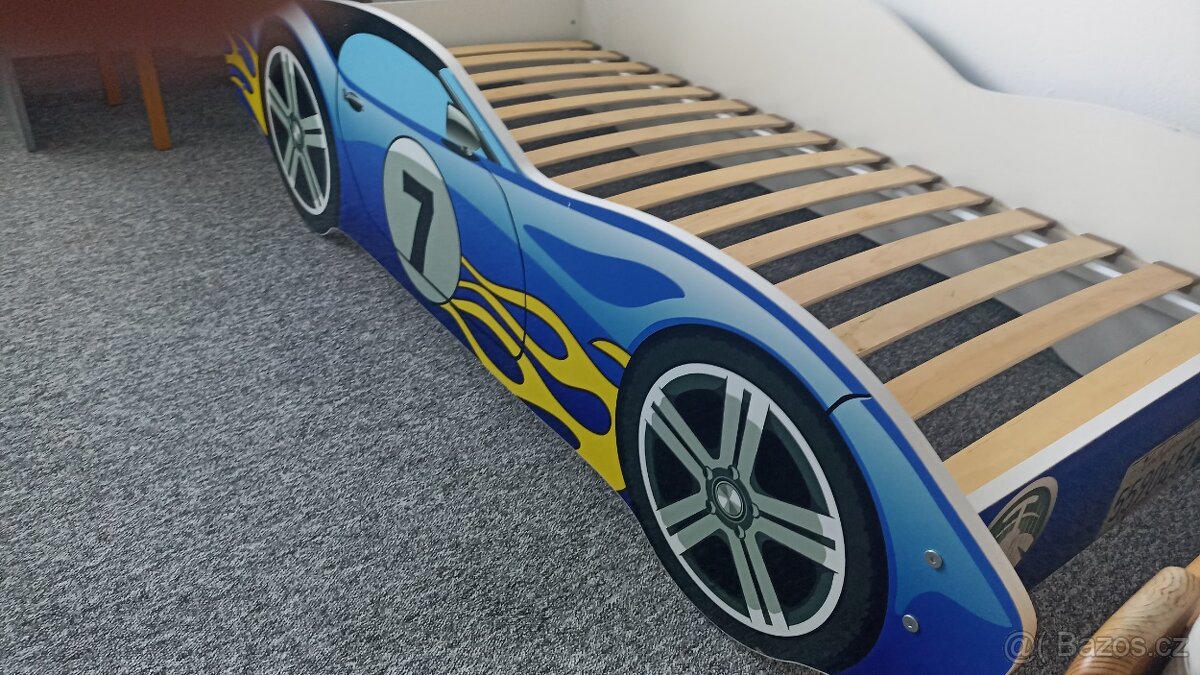 Dětská postýlka Auto