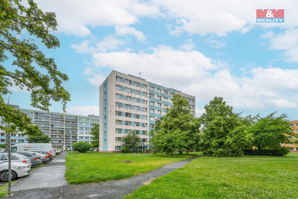 Prodej bytu 3+1, 68 m², Kladno, ul. Děčínská