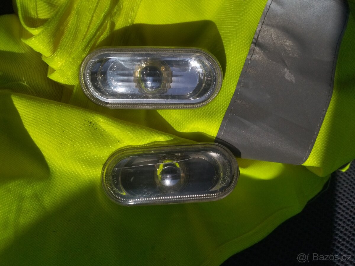 Blinkry z blatníků VW Lupo 2002