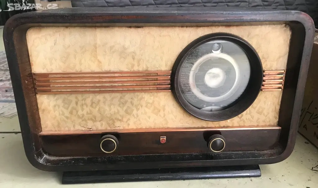 radio Philips 471A-14 r.1938-1939+10ks elektronek