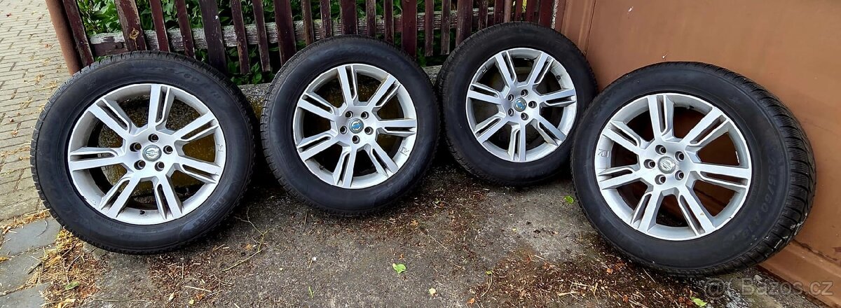 ALU kola a zimní pneu 235/60 R18 volvo