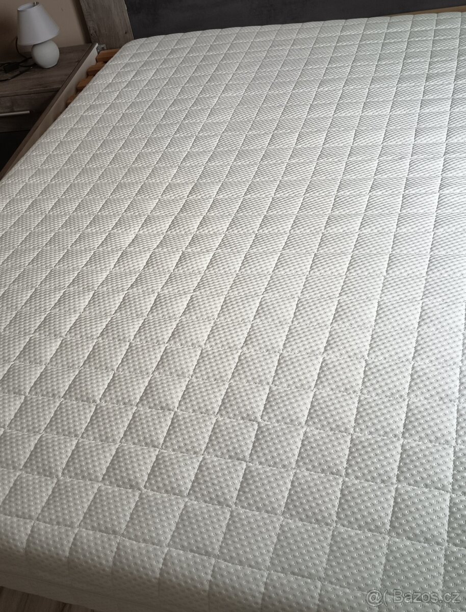 Nová pěnová matrace 140x200