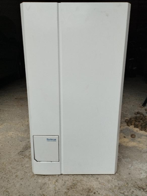 PLYNOVÝ KONDENZAČNÍ KOTEL BUDERUS 24 KW