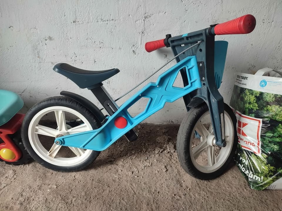 Dětské odrážedlo