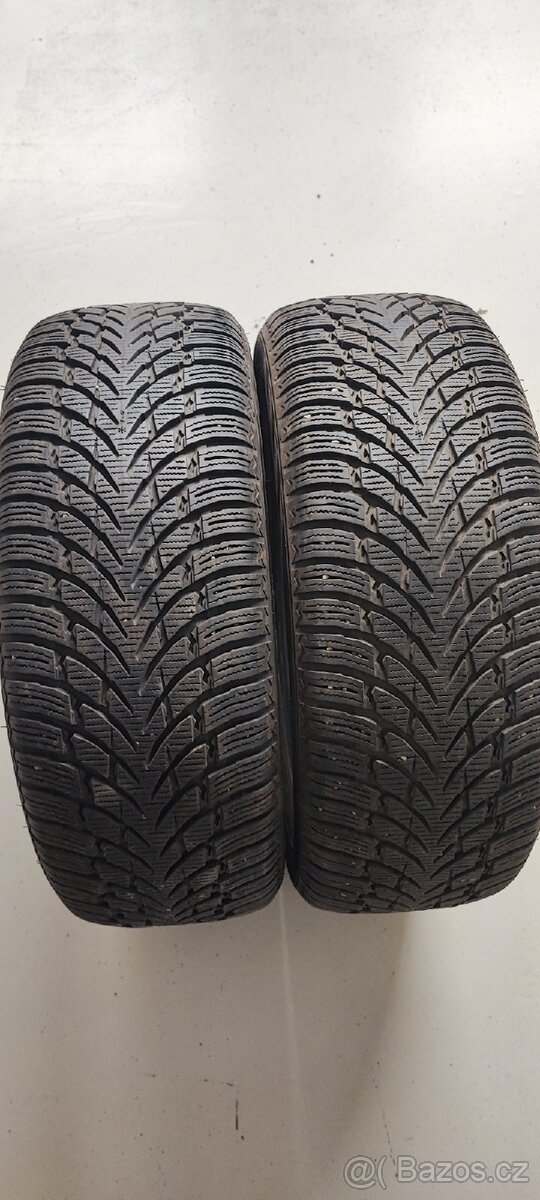 2ks Zimní 235/50/19 Nokian WR SUV4, DOT 0222, vzorek 8.5mm.