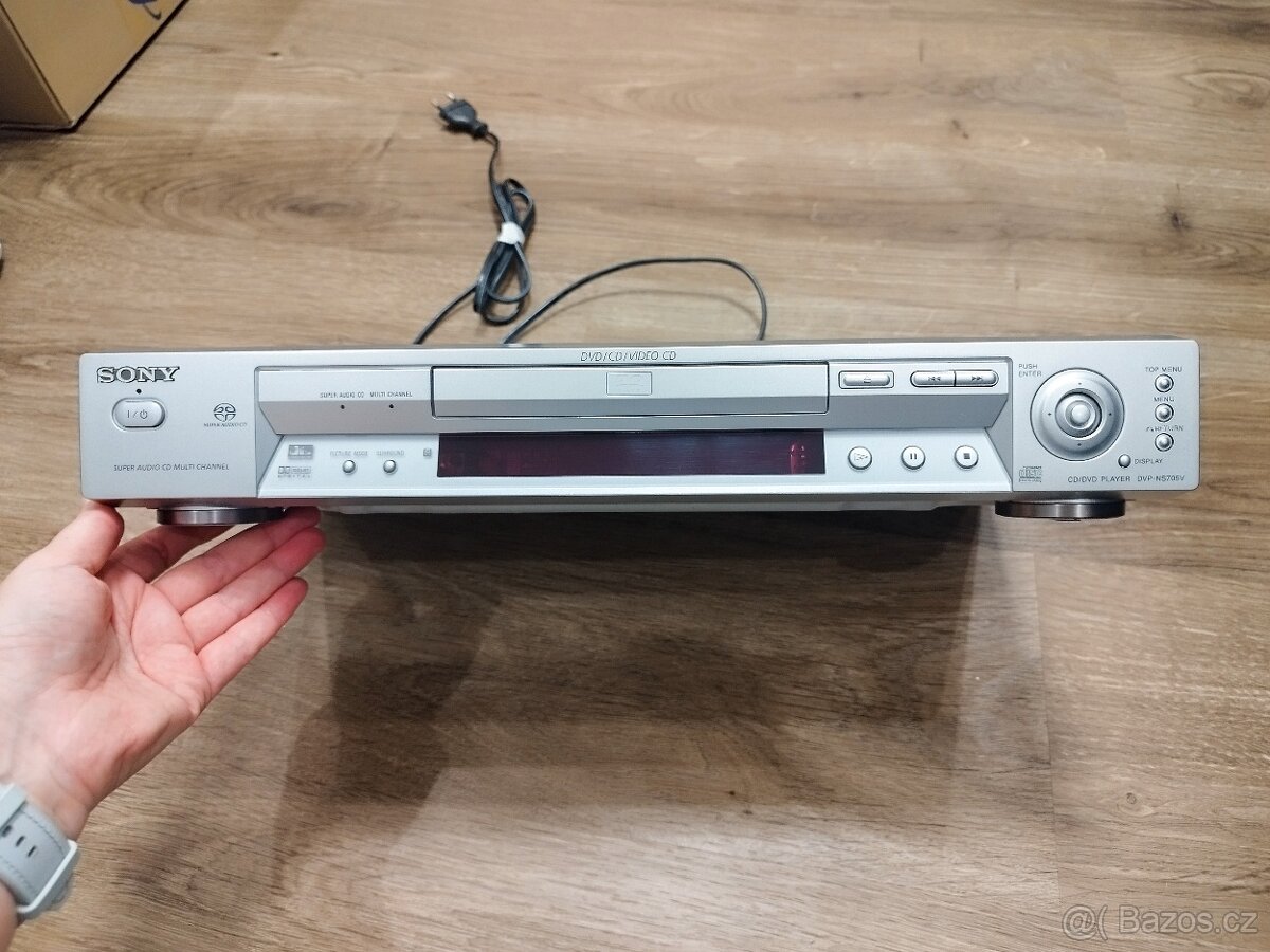 Sony DVP-NS705V Super Audio CD/DVD přehrávač