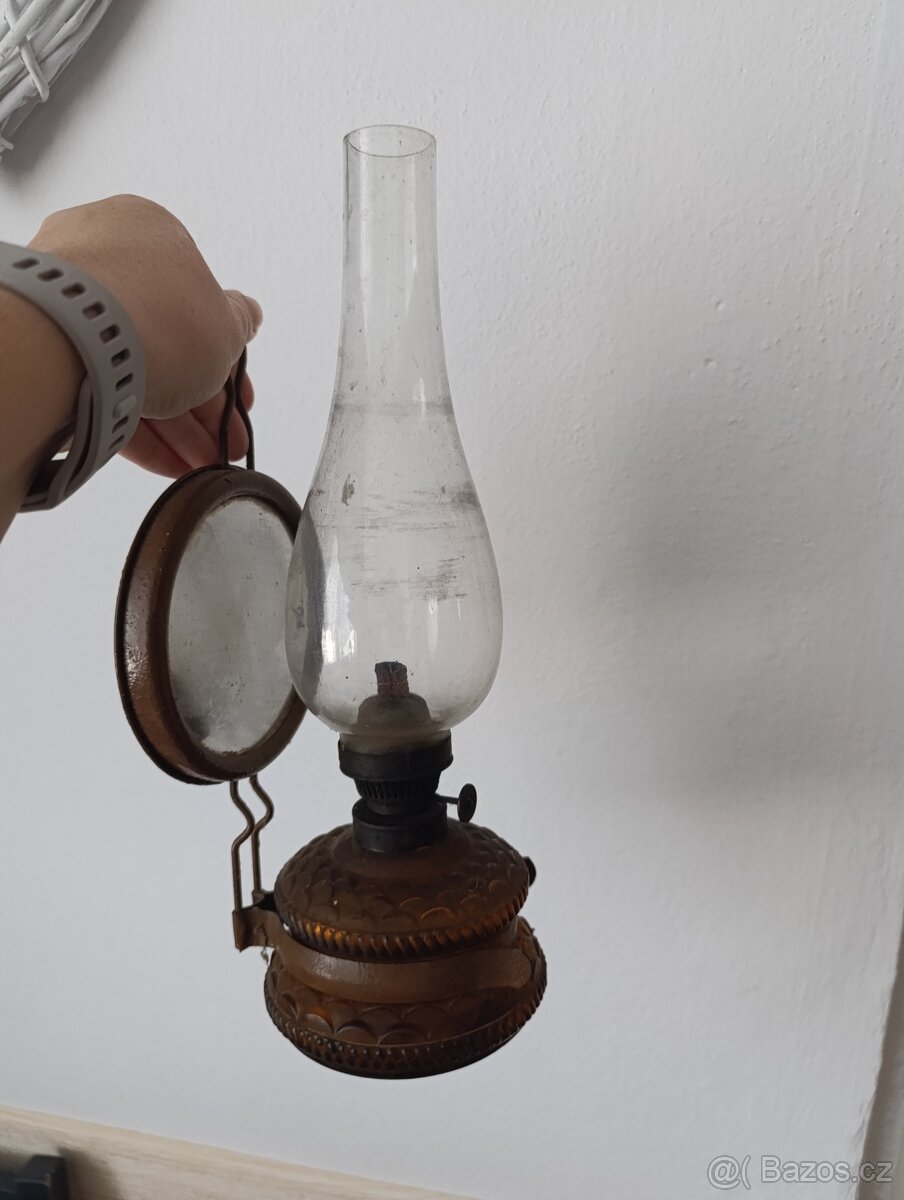 Petrolejová lampa