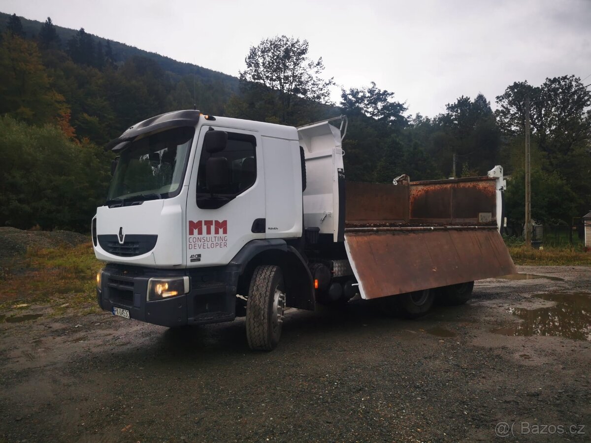 Sklapieč Renault Lander.