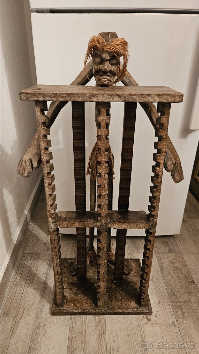 Stojan na CD, křovák