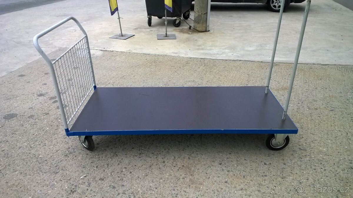 Prodám pevný vozík