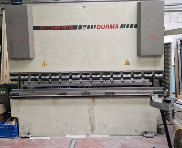 Použitý ohraňovací lis DURMA CNC HAP 30120, r. v. 2004