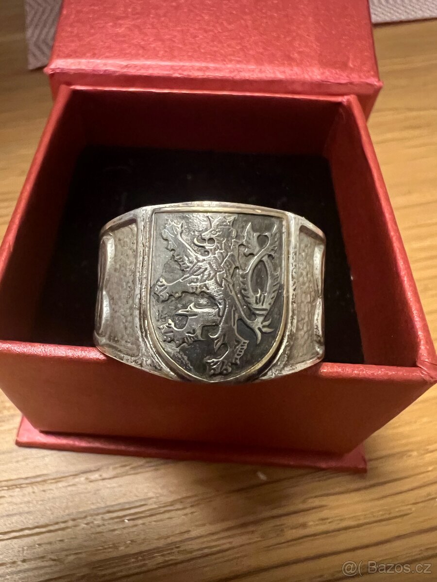 Prsten AZ AČR stříbrný vel. 69