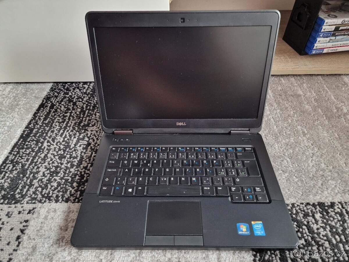 Dell Latitude E5440 Nová Baterie na filmy internet kancelářs