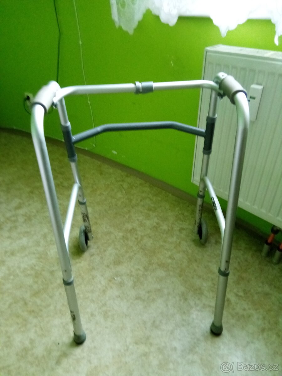 Chodítko pro seniory