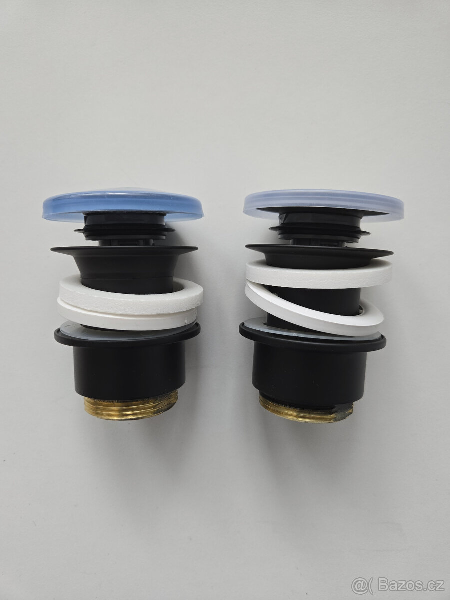 Nobilis umydlová výpusť click clack černá matná