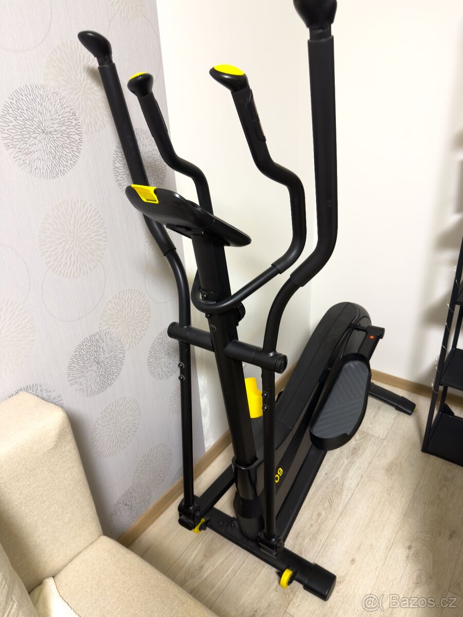 Eliptický trenažér EL520 samonapájecí