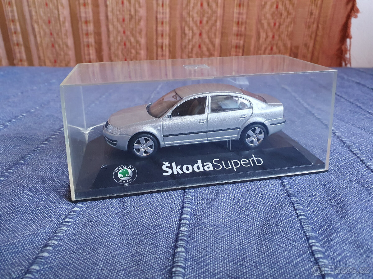 Prodám KADEN Škoda Superb - 1:43
