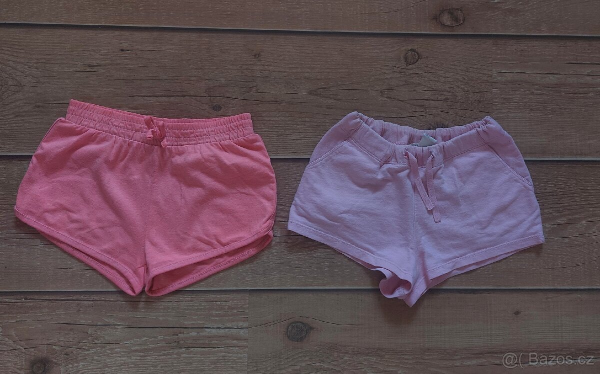 Dívčí kraťasy vel. 122/128